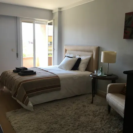 Luxe Spacious Flat Apartment Lisbon